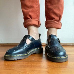 Navy blue Doc Marten's loafer/mary jane
